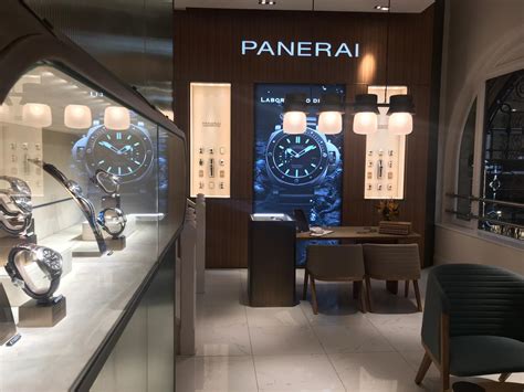 panerai store locator.